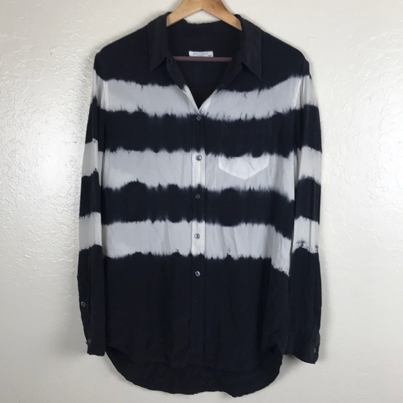 Equipment Femme Reese LS Silk Button Down Shirt - Picture 2 of 6